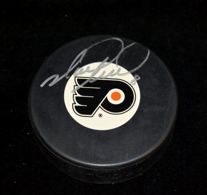 Philadelphia Flyers Mark Recchi Autographed Puck