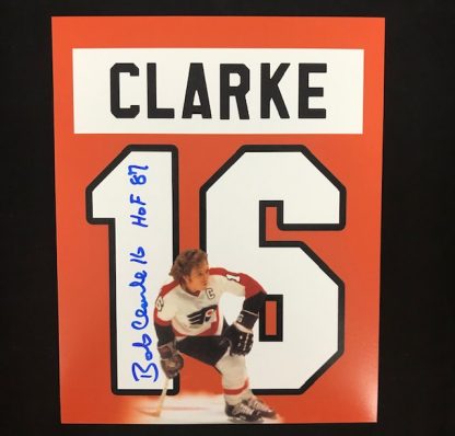 Philadelphia Flyers Bobby Clarke Autographed 8 x 10