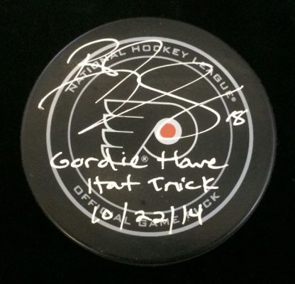 Philadelphia Flyers RJ Umberger Autographed Puck