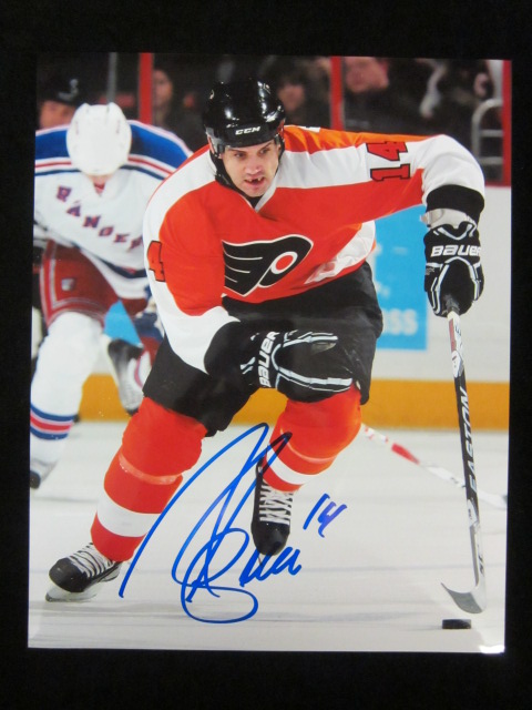 Philadelphia Flyers Ian Laperriere Autographed Photo - Carls Cards &  Collectibles